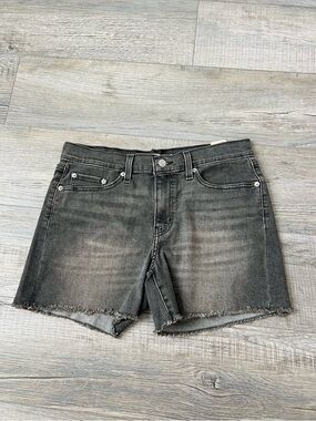 Levi’s 501 Mid Length Denim Shorts Raw hem NWT